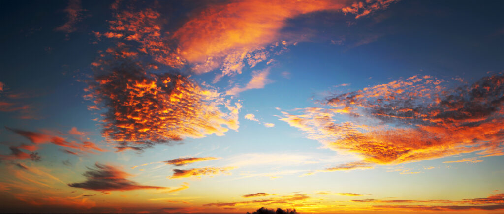Prognoză meteo ANM, marți, 26 aprilie. Vreme caldă, dar instabilă. Ploile nu se opresc