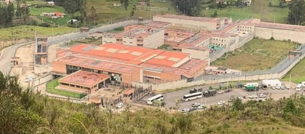 Revoltă sângeroasă într-o închisoare din Ecuador. Cel puțin 20 de persoane au murit în urma violențelor