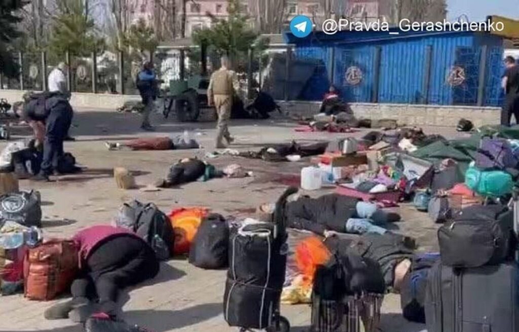 Masacrul din gara Kramatorsk. Rușii au tras cu rachete asupra a mii de civili. Zelenski: „Nu se vor opri niciodată”. UPDATE