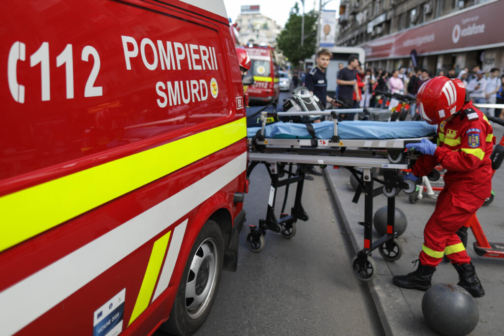 Peste 1.900 de persoane au fost victimele caniculei în ultimele 24 de ore. Centre de prim ajutor și hidratare abia fac față