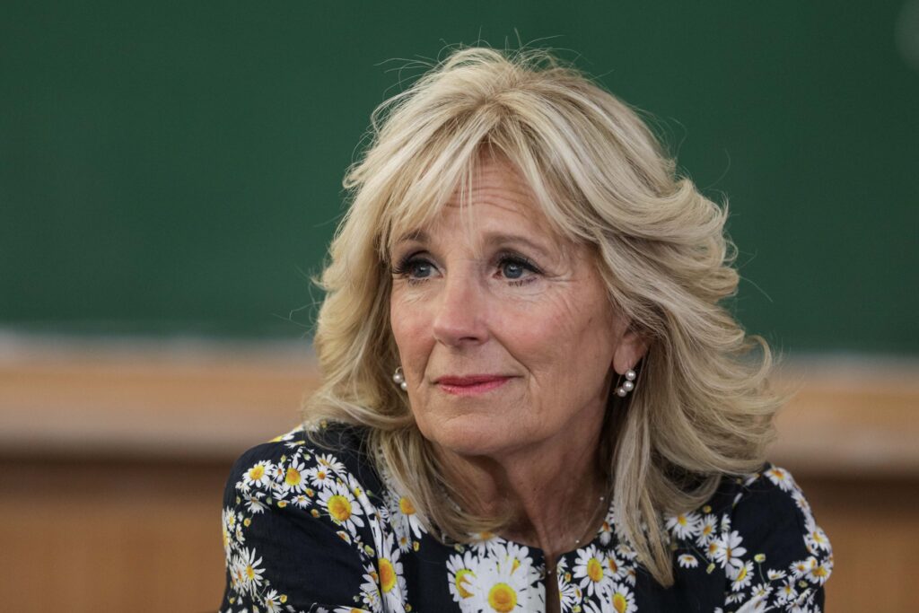 Prima doamnă a SUA, Jill Biden, s-a infectat cu coronavirus. În ce stare se află soția lui Joe Biden
