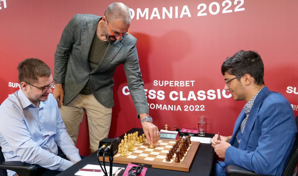 Eveniment caritabil, dedicat șahului. Cine sunt cei 10 GM prezenți la eveniment și care sunt condițiile de înscriere