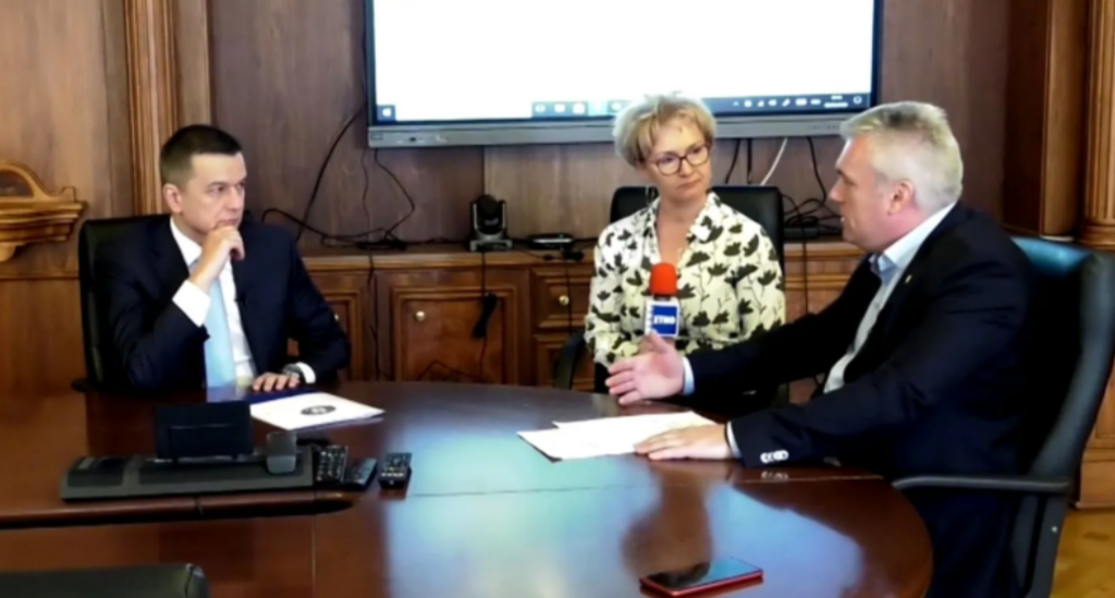 Situația transporturilor dezbătută într-o nouă emisiune. Sorin Grindeanu răspunde întrebărilor jurnaliștilor Dana Chera și Răzvan Savaliuc