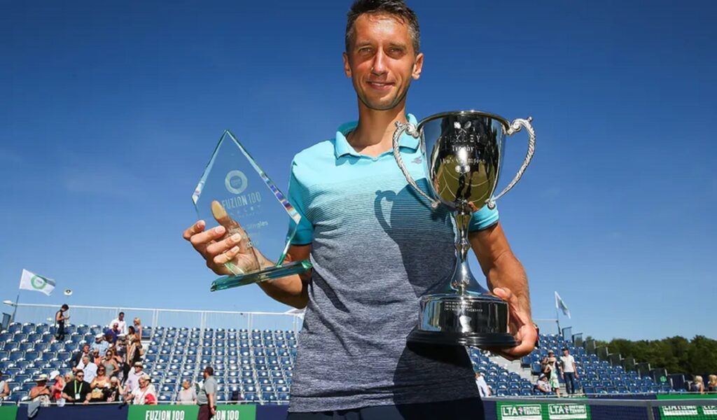 Un fost jucător de tenis ucrainean luptă împotriva armatei ruse. “Dacă văd un soldat rus știu ce am de făcut”