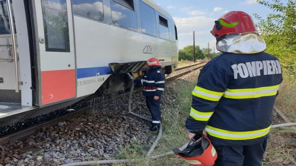 Un cal a reușit să blocheze circulația unui tren care venea de la Caracal. Traficul feroviar, dat peste cap