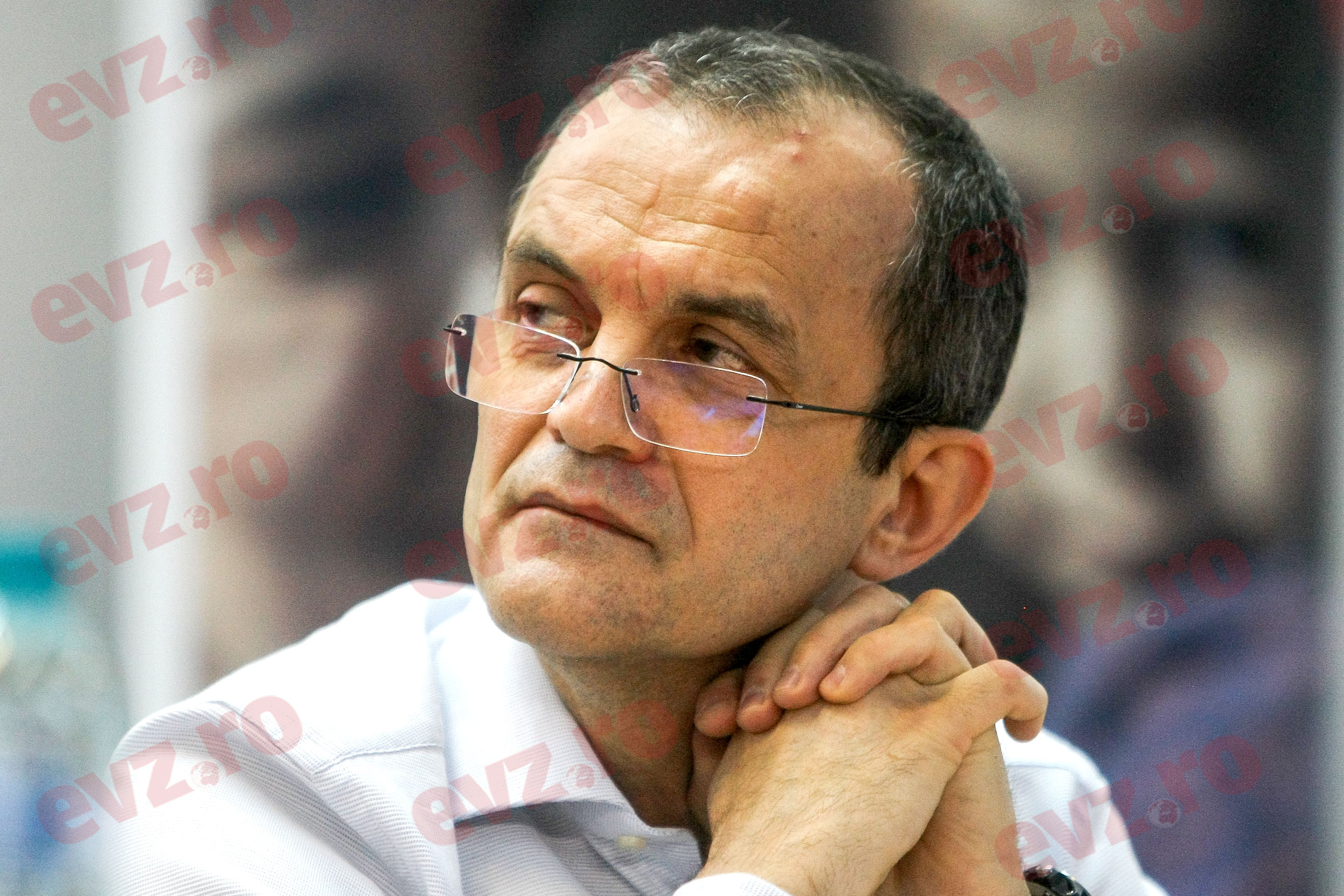 Dr. Cîrstoveanu, după ce Bolojan s-a lăudat cu deblocarea posturilor la Marie Curie: „Nu rezolvă problema”