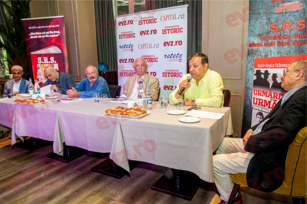 Sorin Roșca Stănescu și-a lansat cartea „URMĂRITORI ȘI URMĂRIȚI. Istoria unei familii de legionari”. Autorul, uimit de trecutul rudelor sale