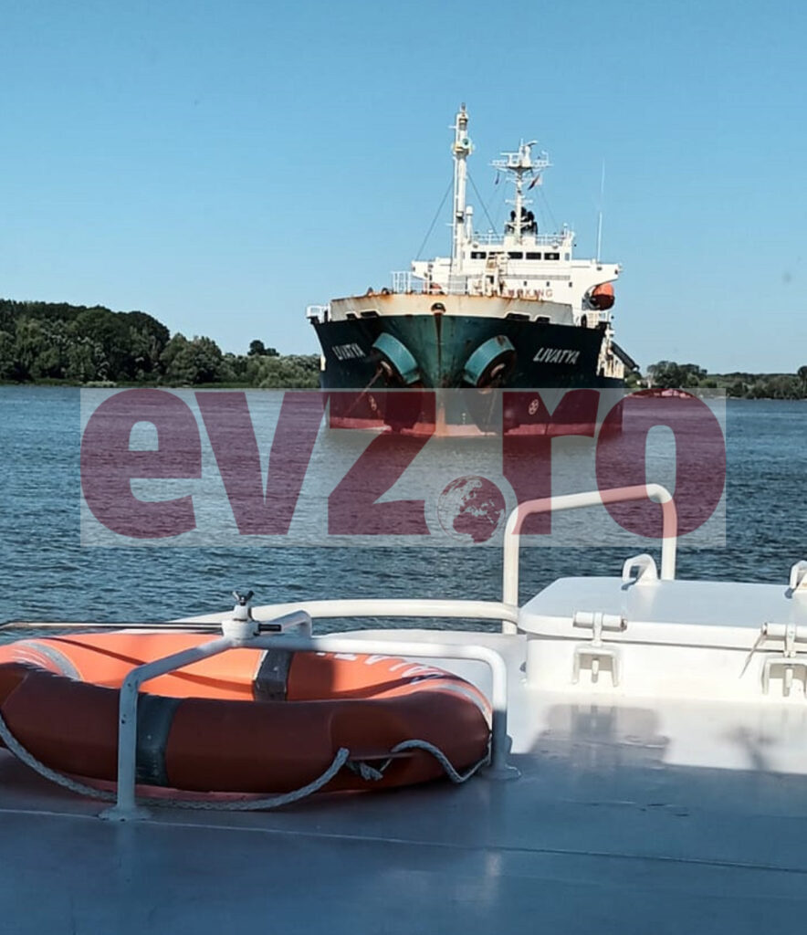 Exclusiv. Accident naval în România. Două nave transport s-au ciocnit. Incidentul s-a petrecut în apele românești. Foto