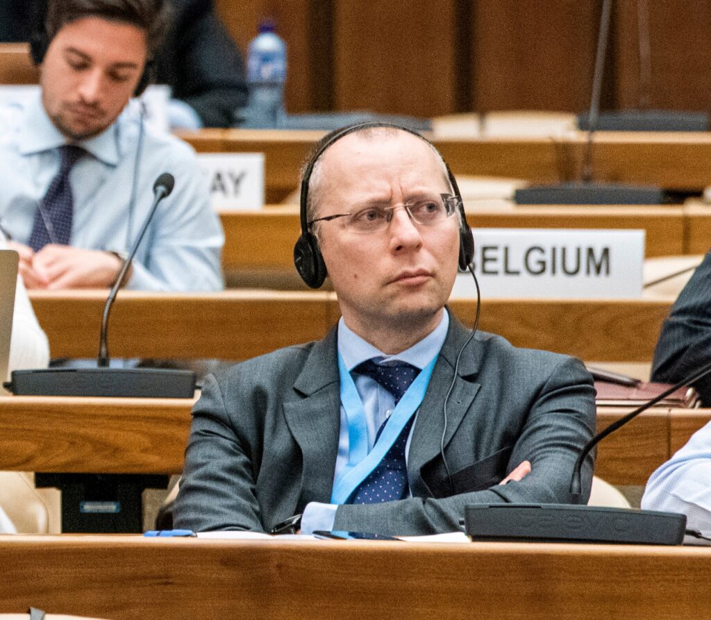 Bondarev, în pericol de moarte. Cum arată viața omului lui Putin, după ce a criticat războiul