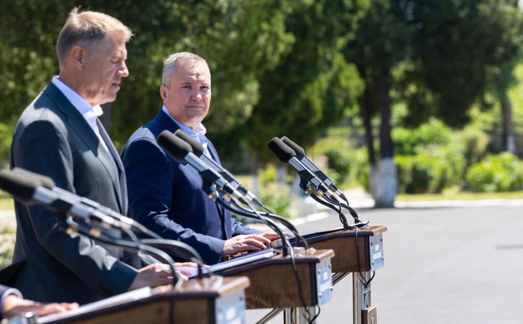 Premierul Nicolae Ciucă se opune impozitelor venite peste noapte. România riscă să intre în colaps