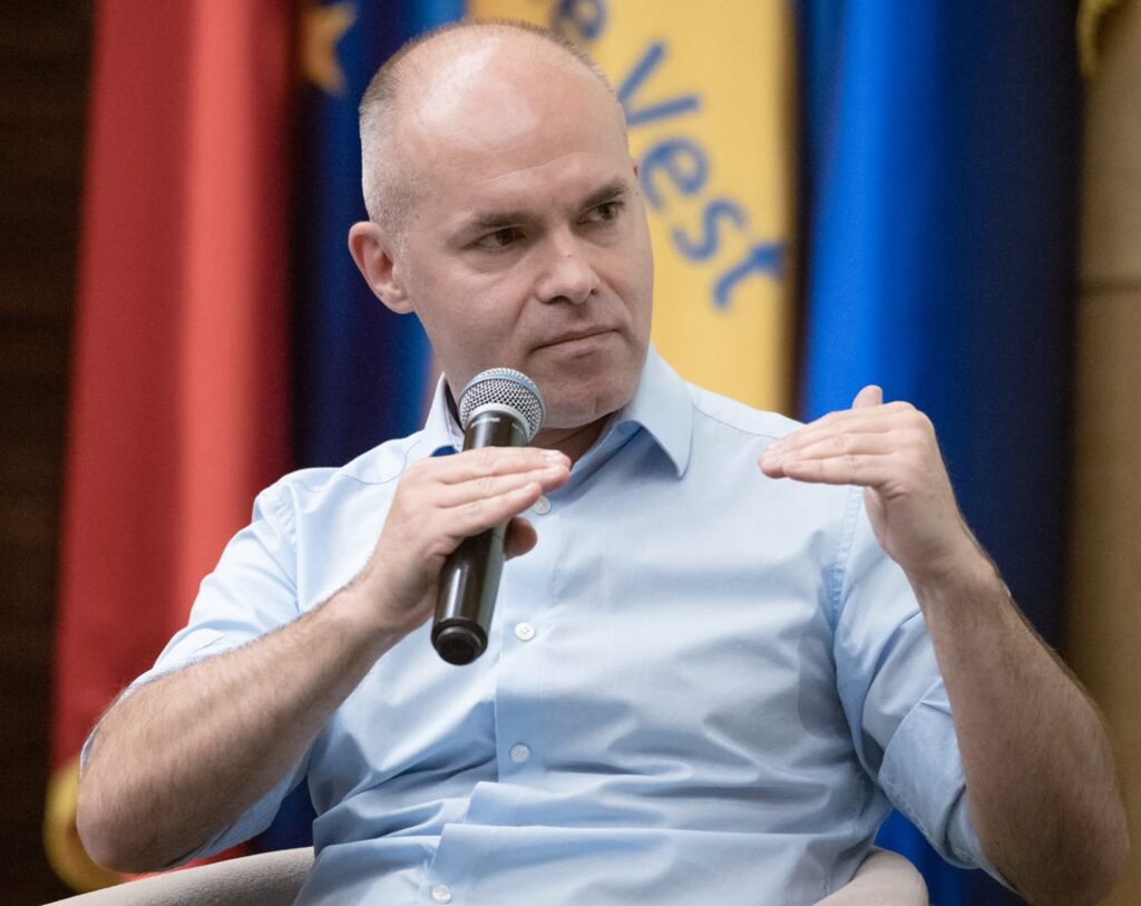 Daniel P. Funeriu: „Legitimitatea constituțională a lui Klaus Iohannis este fragilă”