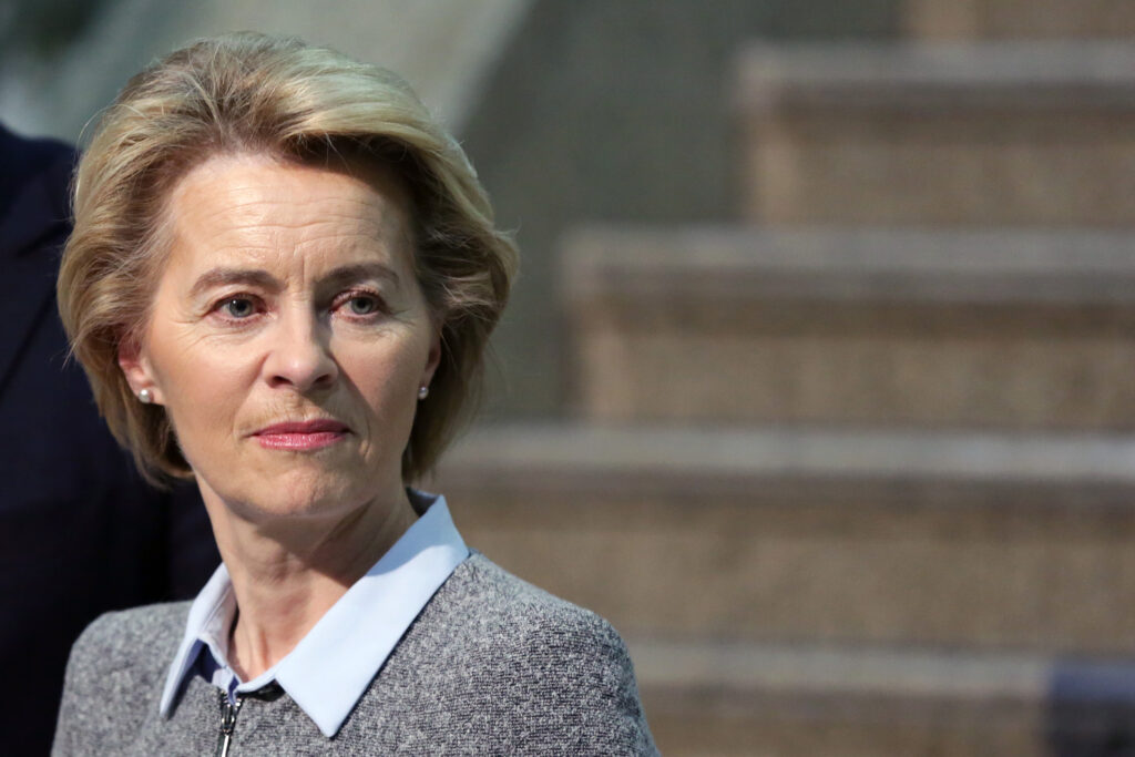Situație critică la Bruxelles. Von der Leyen, amenințată cu moțiune de cenzură în Parlamentul European