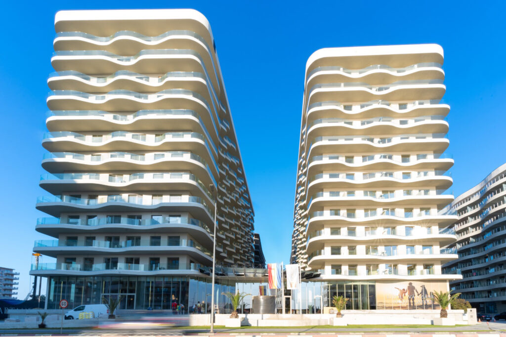 Nordis, sejururi de lux pentru politicieni și angajați ANAF