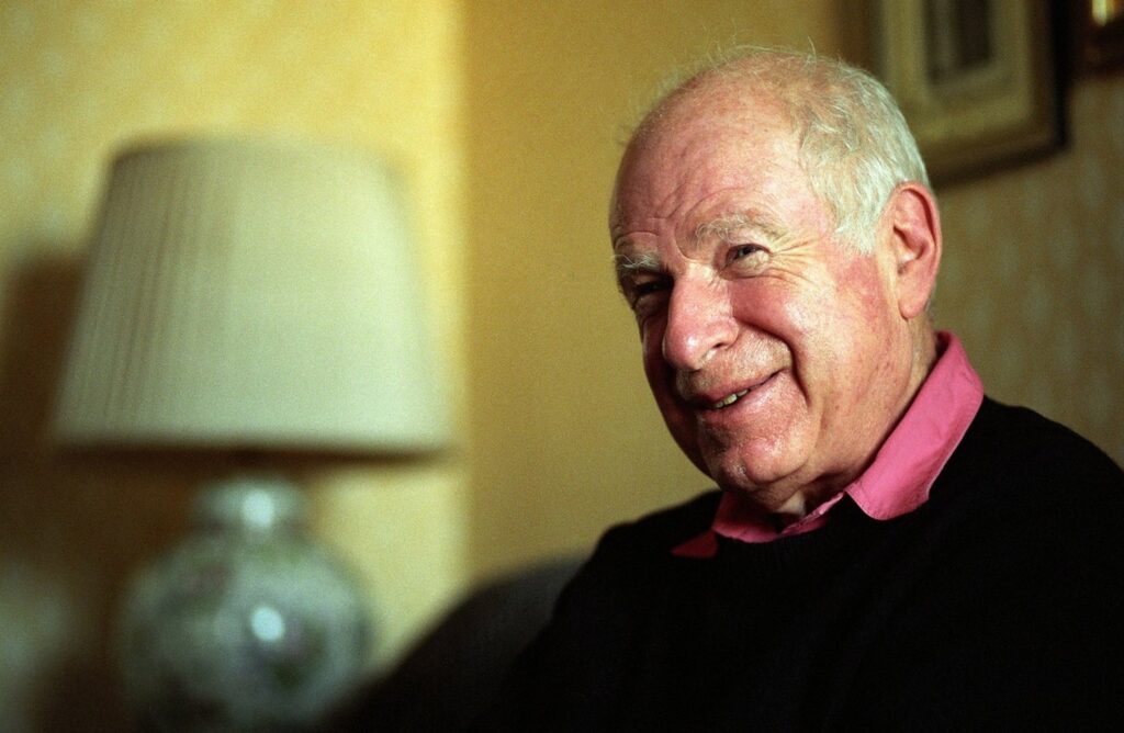 Doliu în teatru! A murit regizorul Peter Brook, după opt decenii închinate scenei: „Făcea totul singur, proiecta decorurile, găsea muzica, controla luminile”