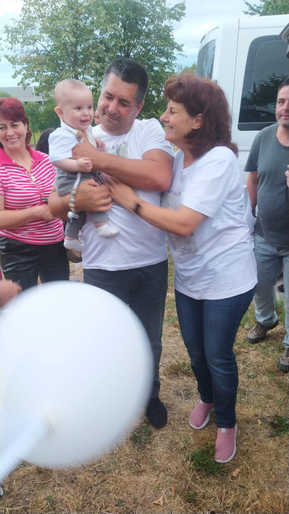 Copilul celor doi tineri arestați în Danemarca a ajuns în România după o jumătate de an