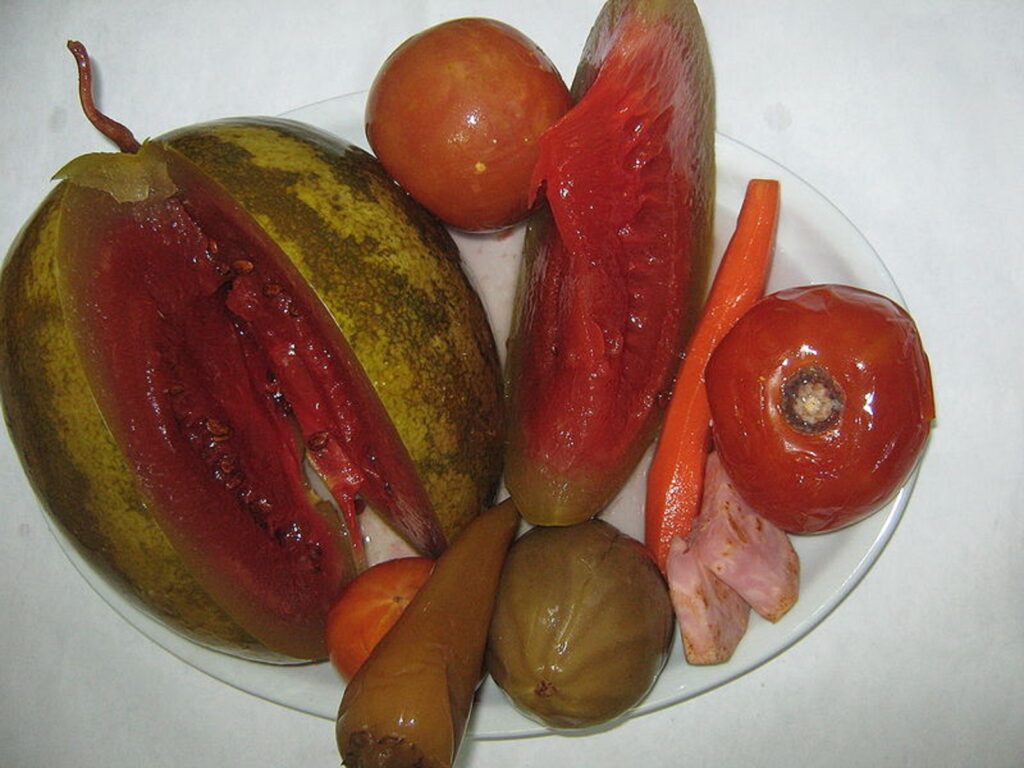 Secretul pepenilor roșii, murați. Rețeta cu care nu dai greș