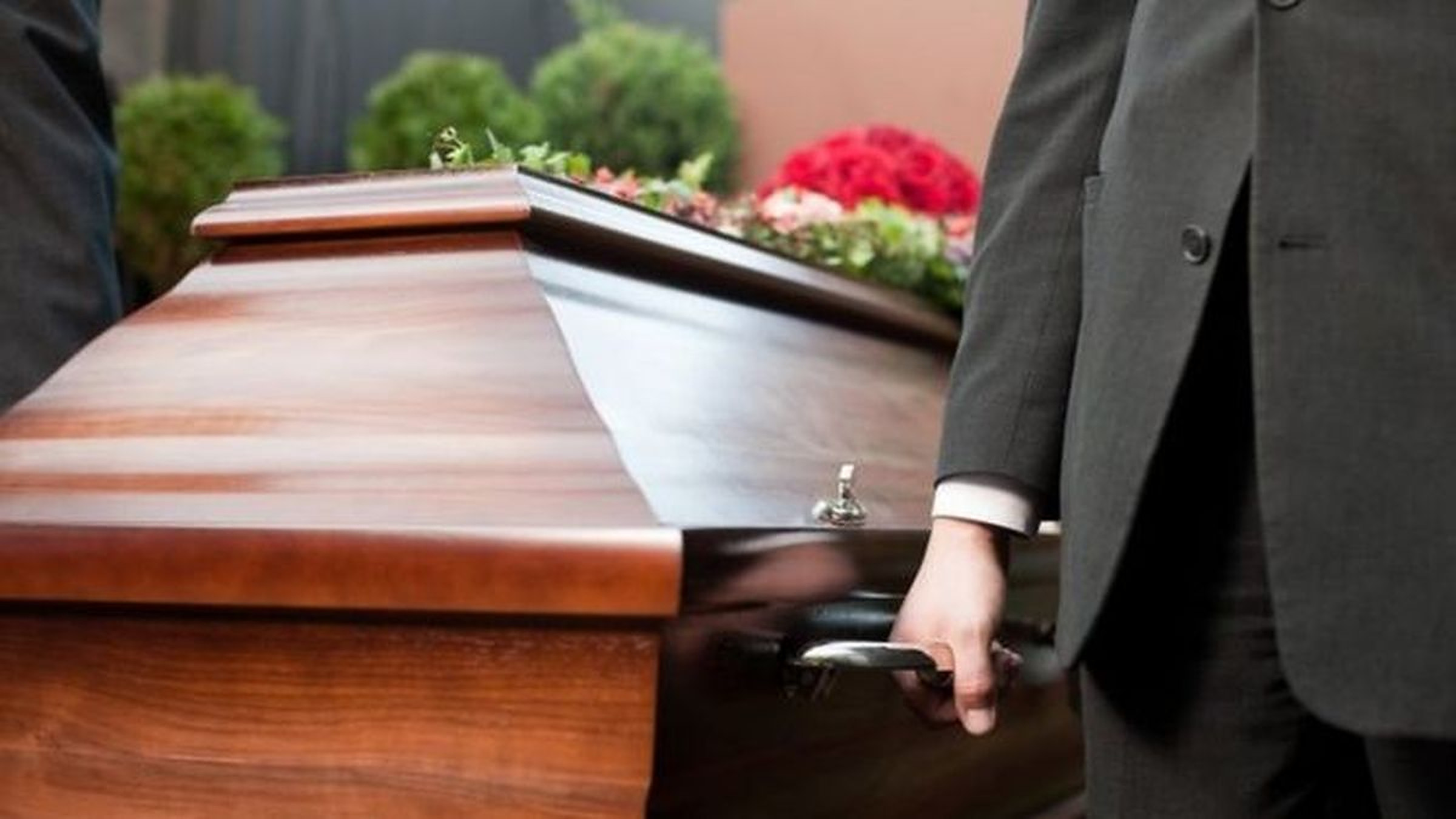 Pompe funebre, domeniu cu cifre de afaceri uriașe