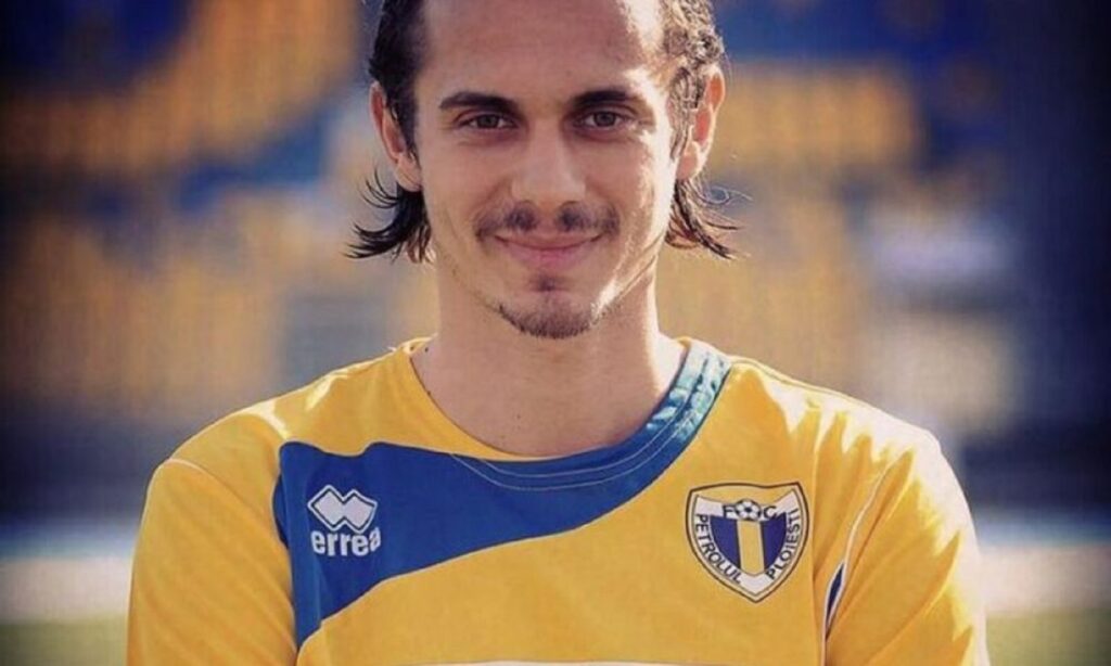 Ce l-a împins pe fostul fotbalist Roland Stănescu să se arunce de la etaj. S-a sinucis la 32 de ani