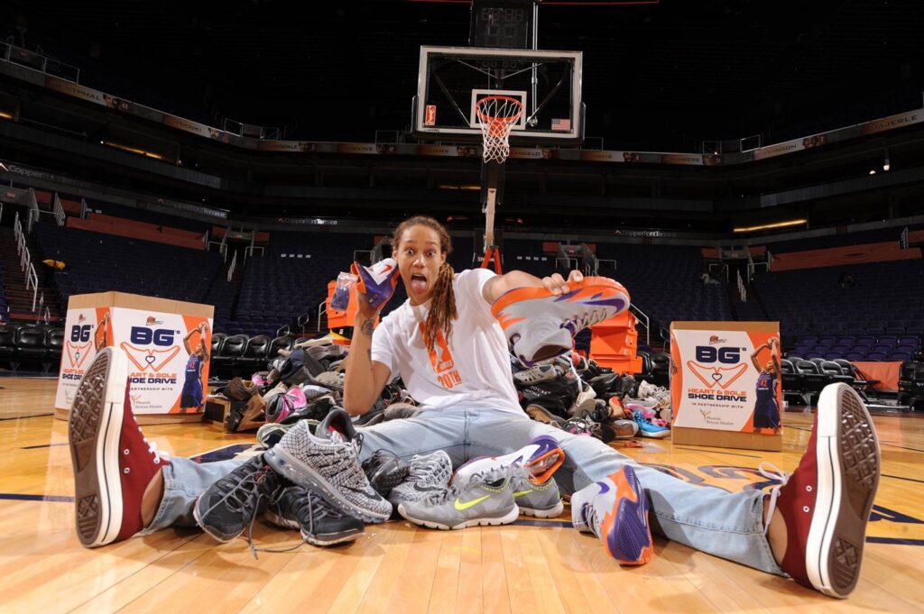 Starul american Brittney Griner, condamnat la 9 ani de închisoare în Rusia. Joe Biden a reacționat, după sentință