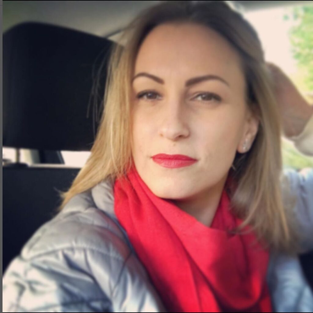 Adriana Stoian a intrat în echipa Euronews după o pauză de patru ani în media. Ce responsabilități va avea