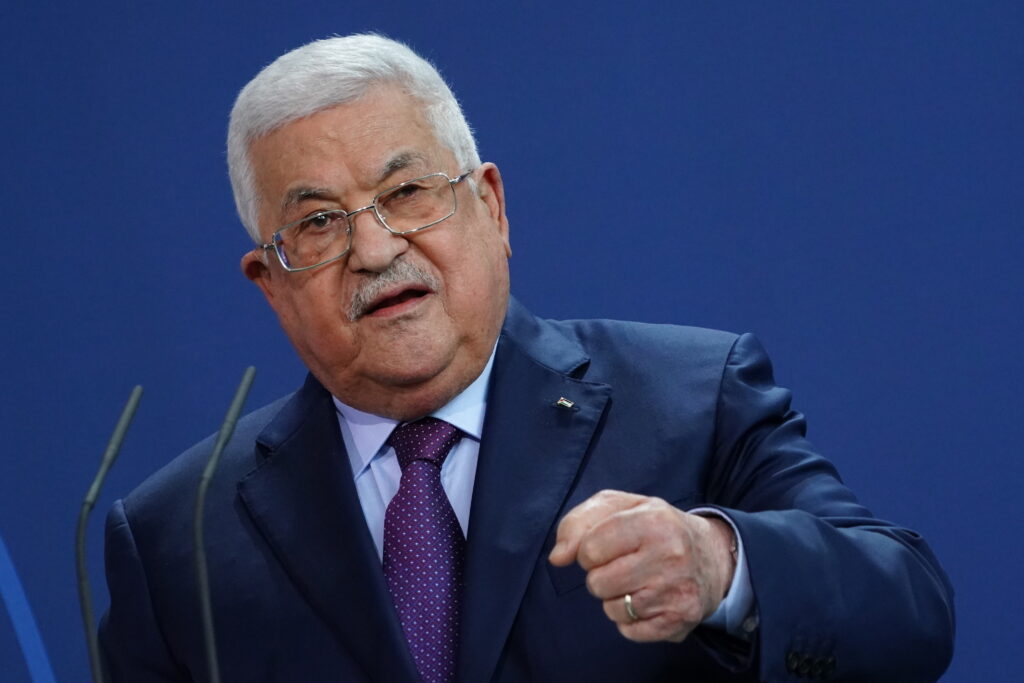 După un an și jumătate de război, Abbas recunoaște că teroriștii Hamas le fac rău palestinienilor