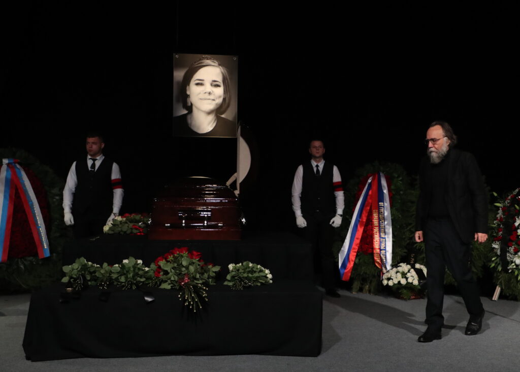 Dugin, la slujba de pomenire: Primele cuvinte învățate de ea au fost „Rusia, statul nostru, poporul nostru, imperiul nostru”