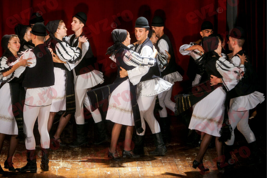 Ziua de după Paște în care femeia are voie să-și bată bărbatul. Obiceiuri populare pierdute