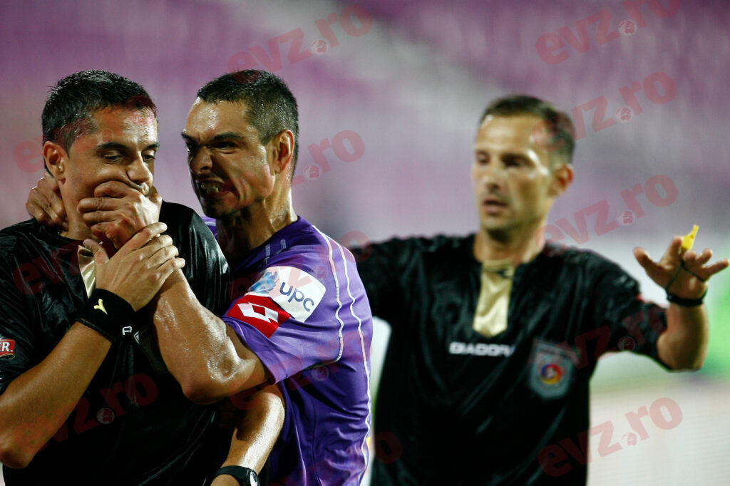 Ionel Ganea, ieșire jignitoare la adresa lui Ladislau Boloni. Cei doi au avut un incident violent în 2001