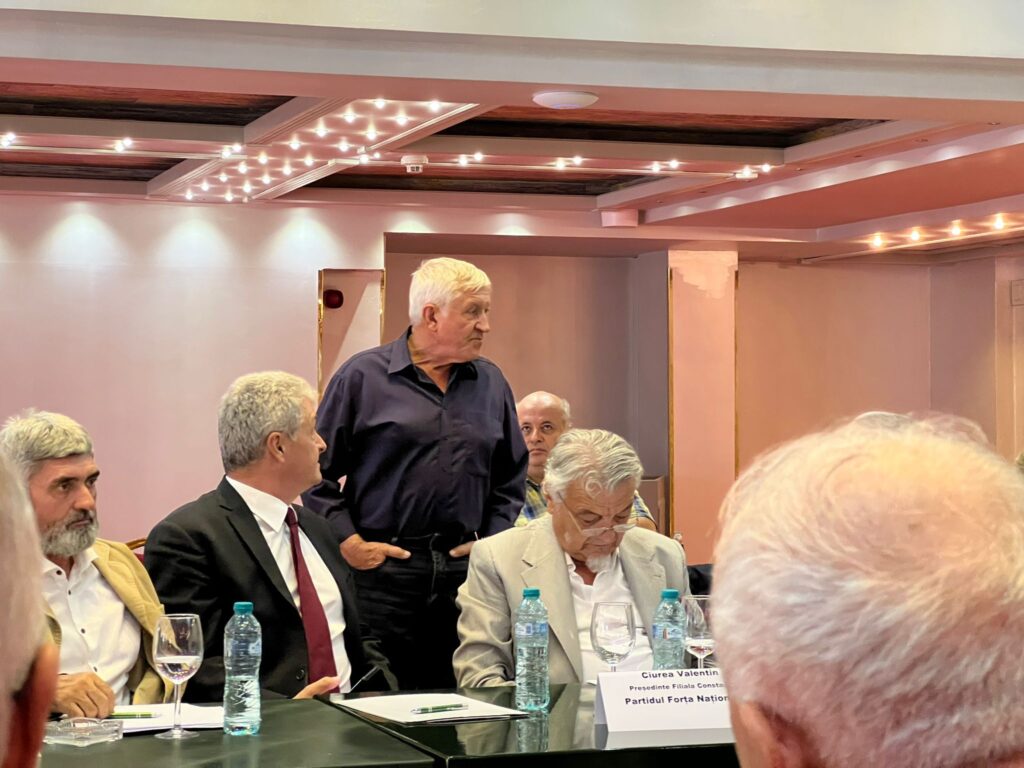 Exclusiv. Scandal în Consiliul Naționalist-Patriot, după articolul EvZ. Diaconu merge pe propriul drum. Ce face Simion