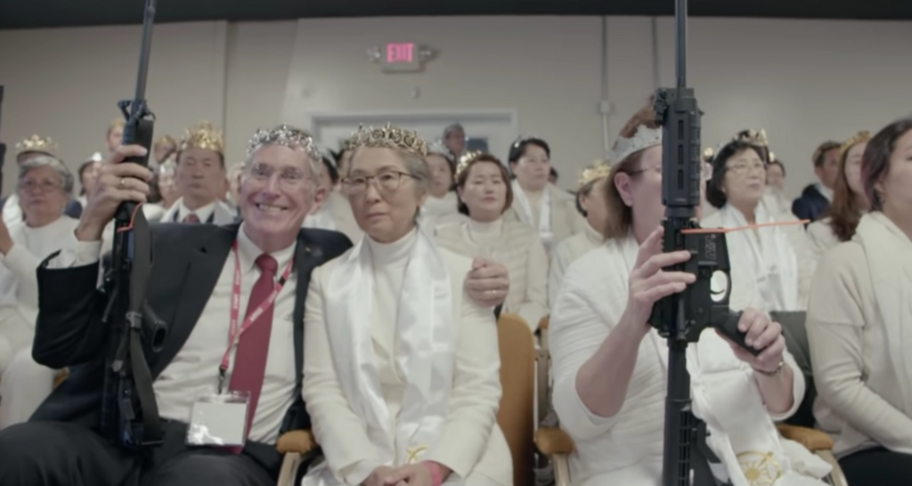 Secta care i-a înnebunit pe politicienii din Japonia. Legătura jenantă cu moartea fostului premier