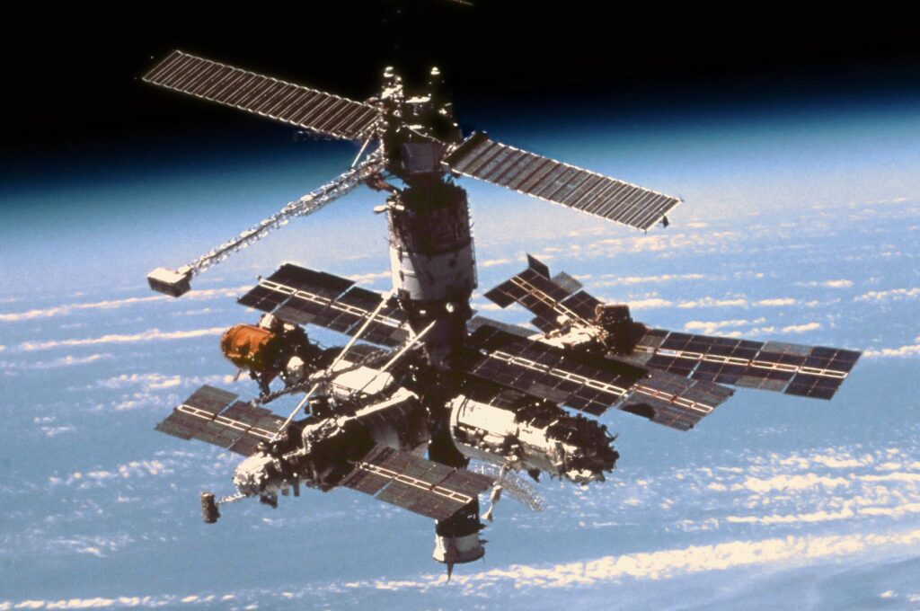 A murit un astronaut de legendă. Omul care a stat cel mai mult în spațiul cosmic