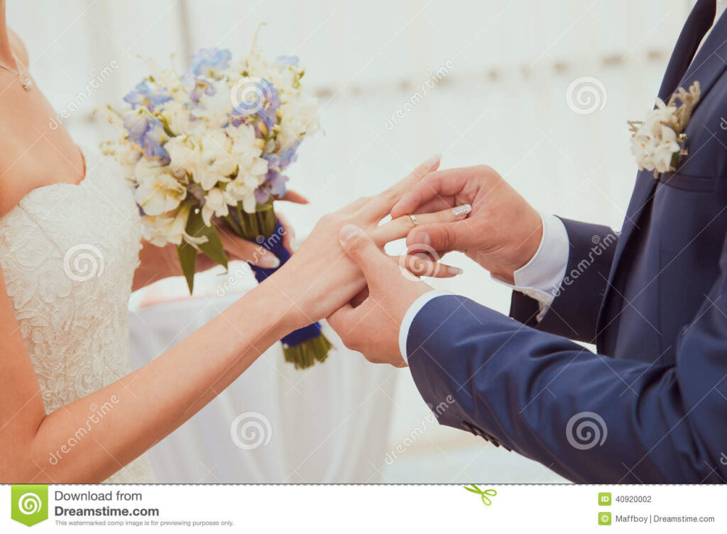 S-au scumpit nunțile. Cât mai merge darul la un astfel de eveniment. Sunt tot mai puțini invitați