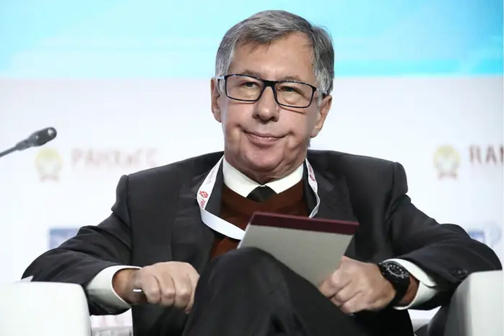 Oligarhul rus Petr Aven, care a fost sancționat, folosește conturile firmelor sale pentru a-și susține stilul de viață