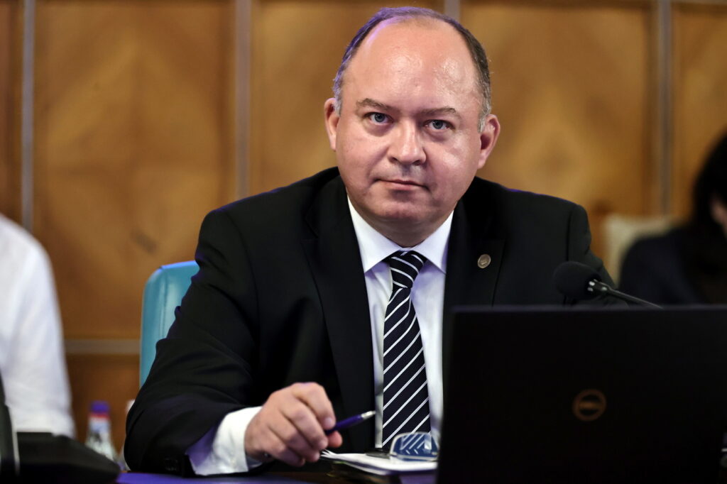 Bogdan Aurescu a dispus verificarea unui contract încheiat de Institutul Cultural Român