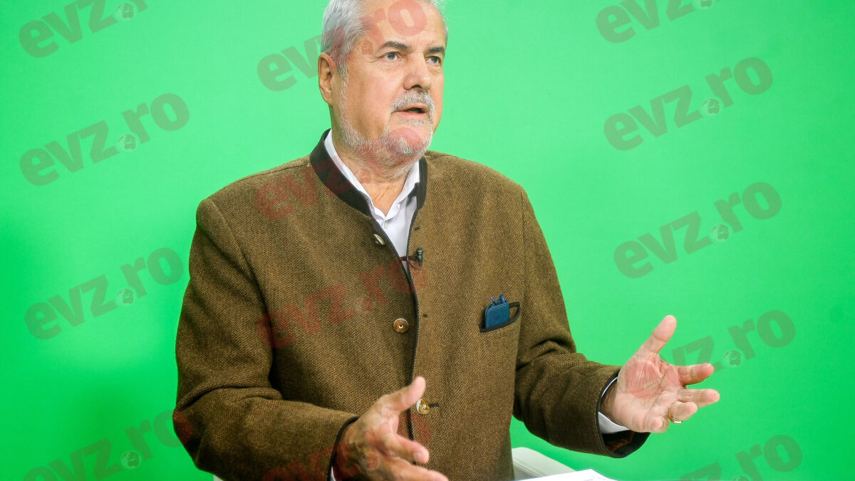 Adrian Năstase a câştigat la Tribunalul Bucureşti recuperarea pensiei speciale. Fostul premier are de încasat 80.000 de lei