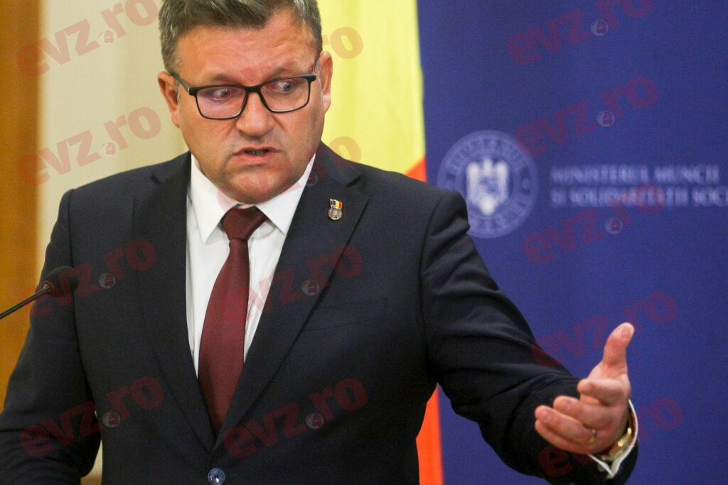 Noi promisiuni de la Marius Budăi. Ce vrea să le dea bătrânilor săraci în loc de creșterea pensiei