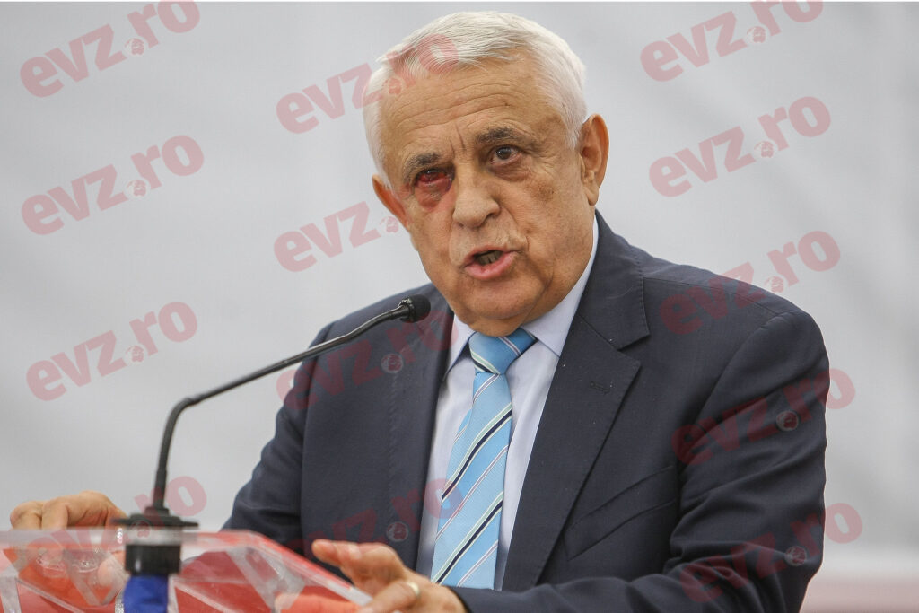 De ce poartă Petre Dea un război împotriva cormoranilor. Ministrul Agriculturii a rămas fără pește. „Am frigiderul gol”