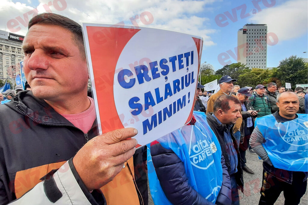 Protest la Ministerul Muncii pentru salariul minim. Ce cer sindicatele de la 1 ianuarie 2027