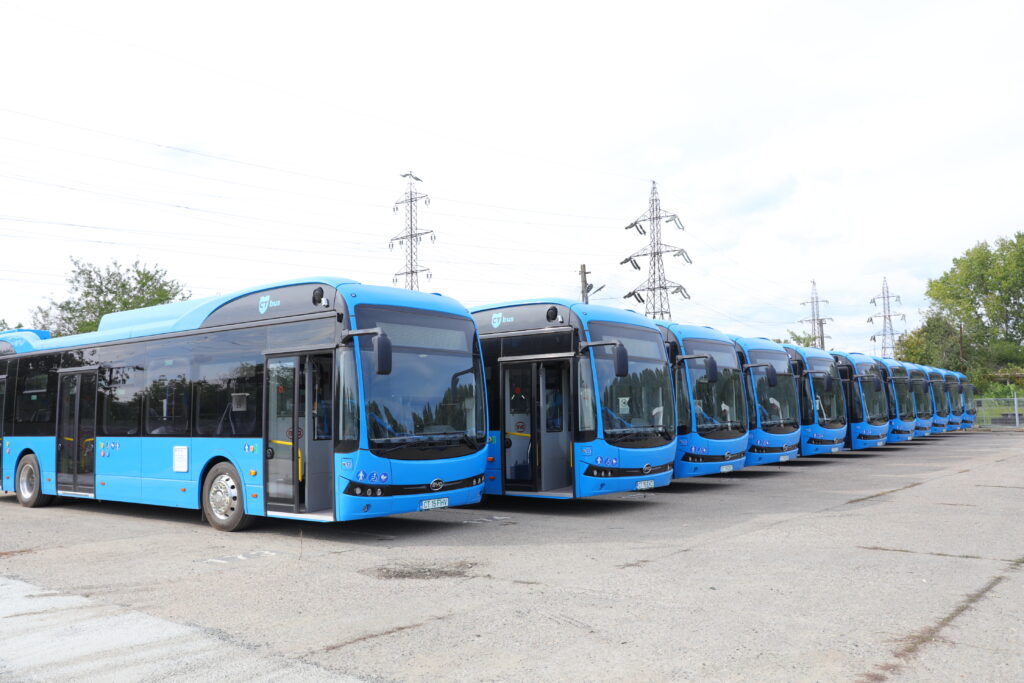 Autobuze electrice la Piatra Neamț. Cât costă cele 28 de vehicule