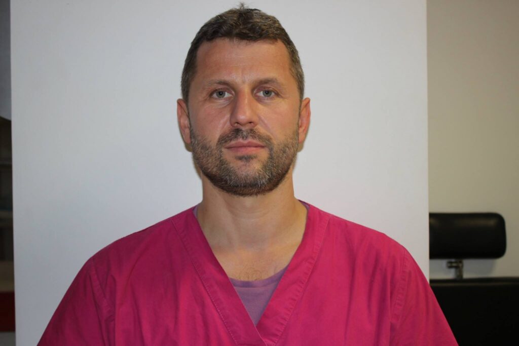 Doctorul Călin Doboș, esteticianul vedetelor, a murit într-un accident de motocicletă. Avea 48 de ani