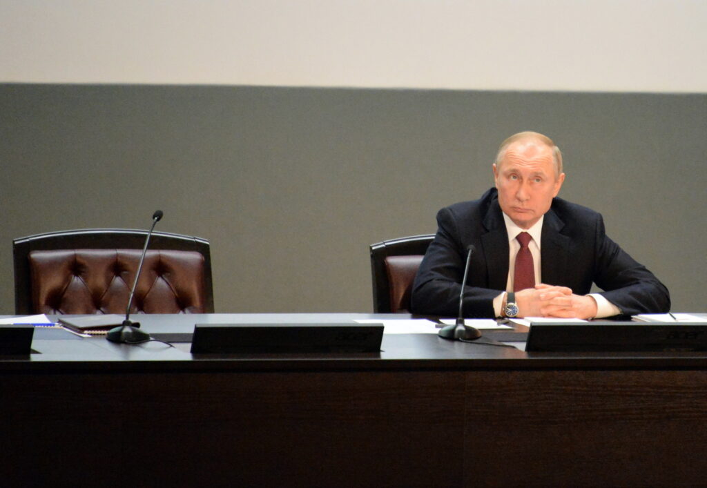 Vladimir Putin ar putea fi înfrânt. Ce strategii sunt luate în calcul de experții militari