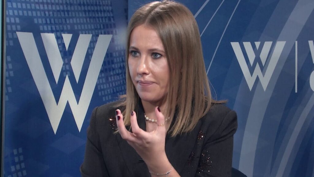 Prezentatoarea TV Ksenia Sobciak a fugit din Rusia. „A făcut asta pentru a-i deruta pe agenți”