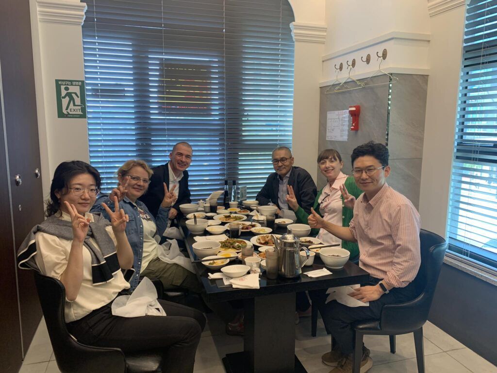 Fostul city manager al Oradei, în cea mai monitorizată și bine păzită zonă din lume. Proiect pentru un film exploziv în Coreea de Sud