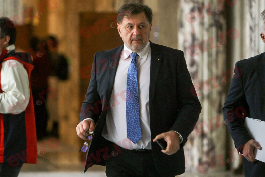 Alexandru Rafila: Distrugerea a 6 milioane de doze de vaccin anti-COVID, o situaţie greu de acceptat