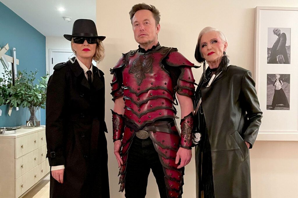 Unde a fost, de fapt, Elon Musk de Halloween. Pozele au fost publicate pe Twitter