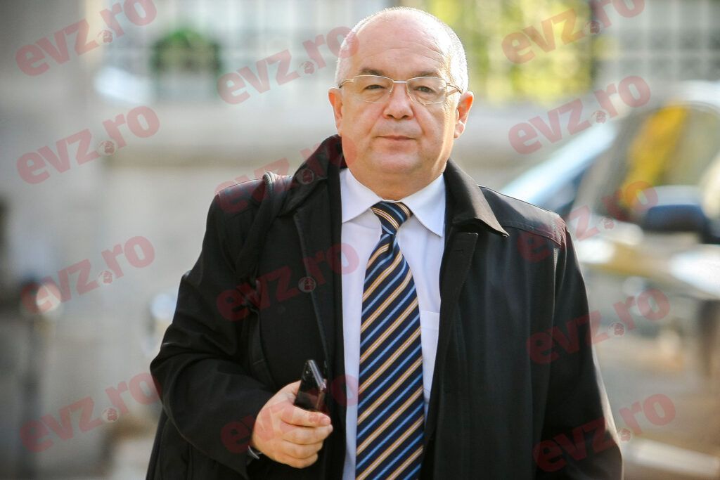 Fiica lui Emil Boc va lucra la biroul notarial al soției europarlamentarului Daniel Buda. Cum a reușit edilul să o aducă pe Cezara aproape de casă