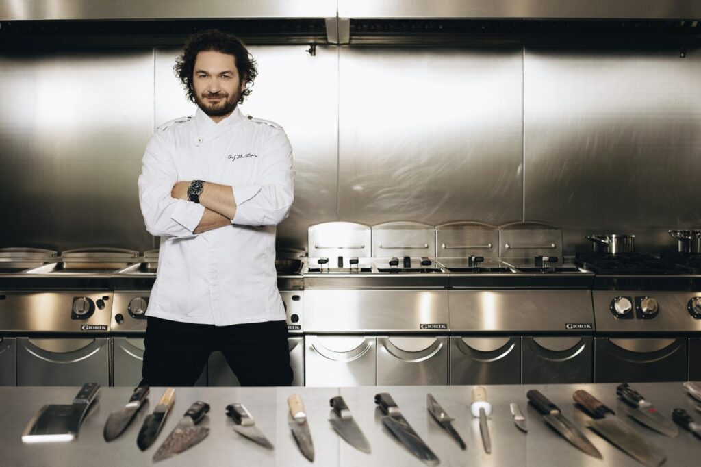 Rețeta de omletă a lui Florin Dumitrescu. Nu folosește niciodată acest ingredient