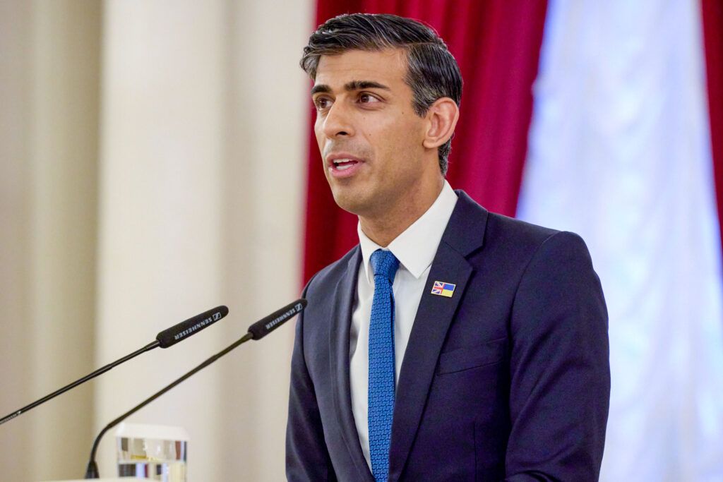 Moldovenilor li se va fi interzice intrarea în Marea Britanie. Sunak a venit la summitul de la Bulboaca pentru a rezolva problema migrației ilegale