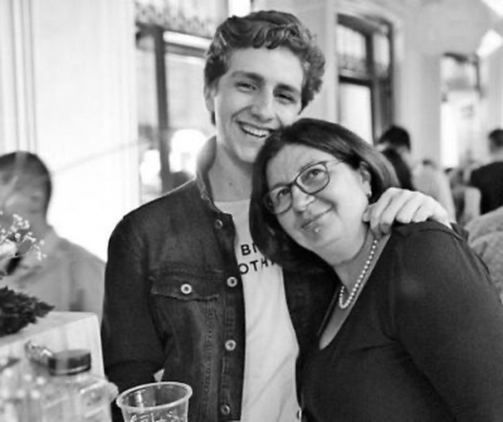 Magda Catone, despre relația cu fiul ei și al regretatului actor Șerban Ionescu. Băiatul își ascunde numele tatălui său