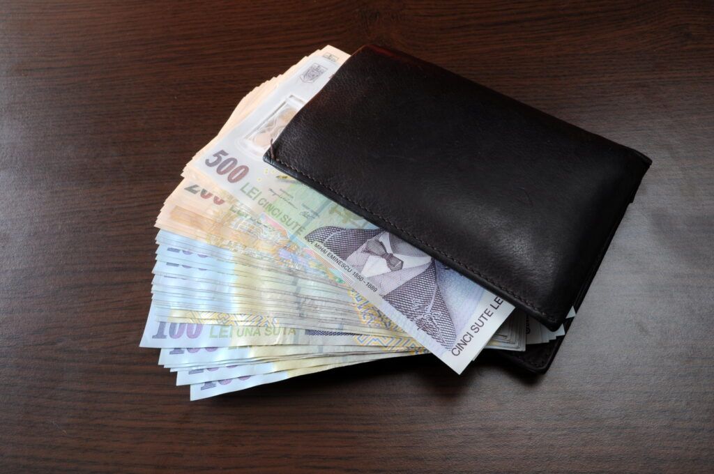 Ajutorul de înmormântare a crescut în 2023. În cât timp se acordă și ce documente trebuie pentru a intra în posesia banilor